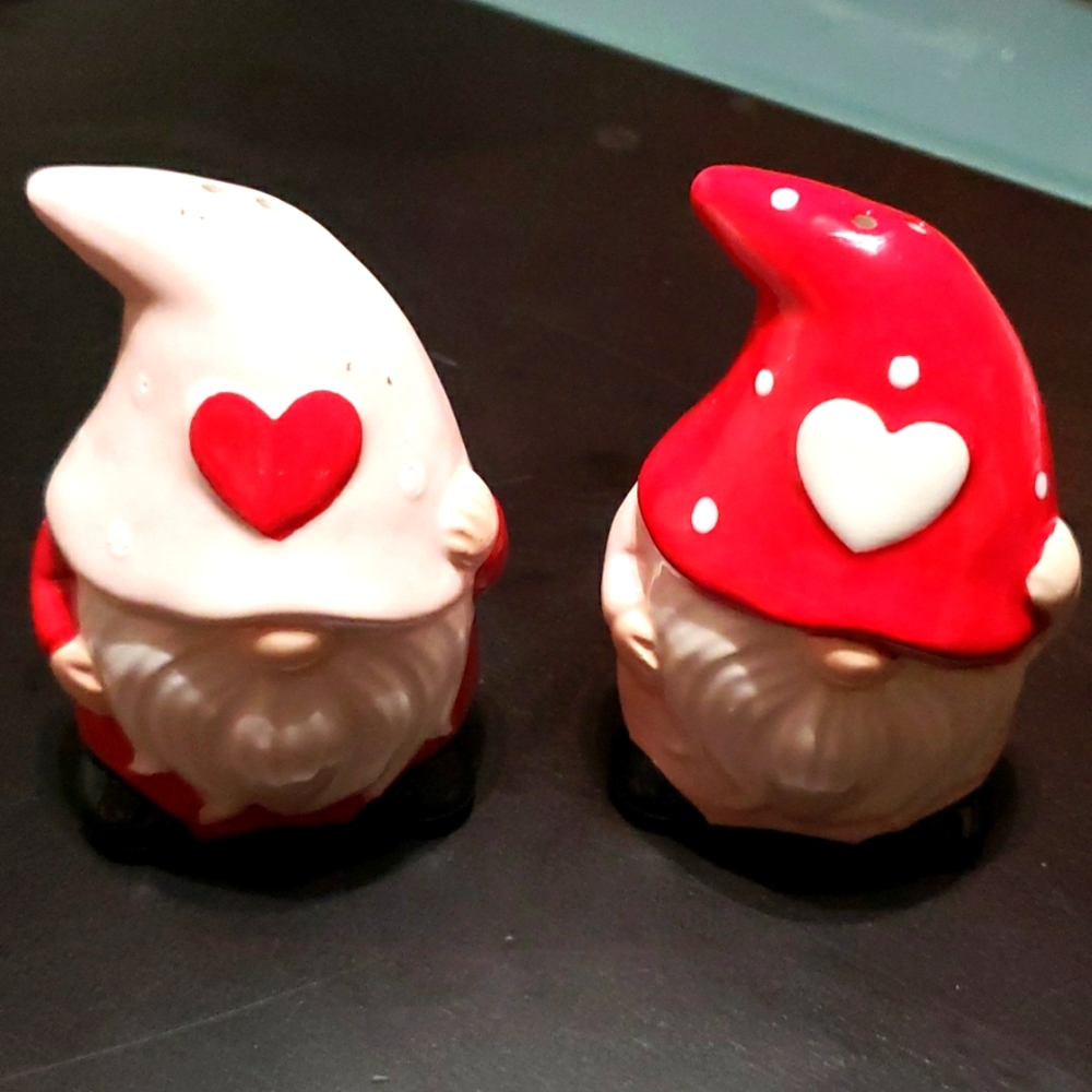 Salt and pepper shakers